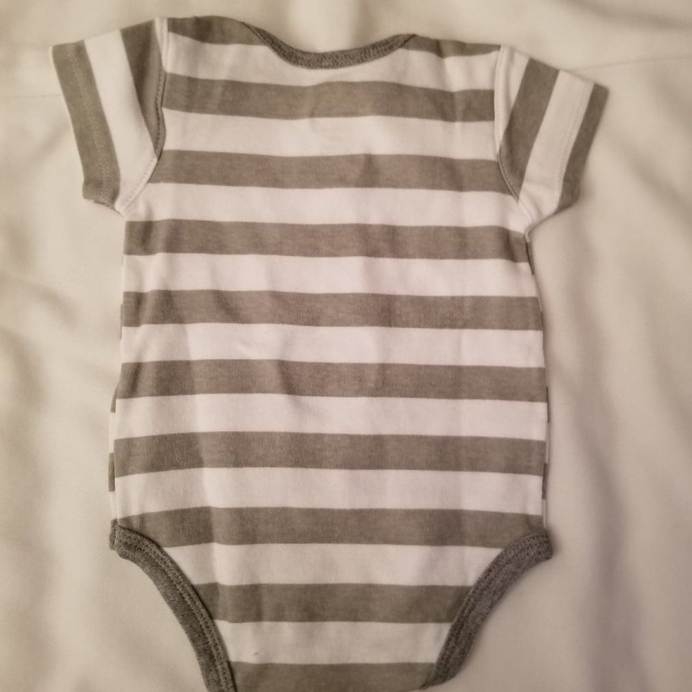 Onsie - Picture 2 of 2